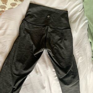 lululemon wunder under crop leggings!